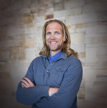 Headshot of Andrew H. Avery, PA-C