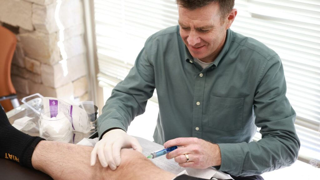 A Quick Guide to Hyaluronic and Cortisone Shots